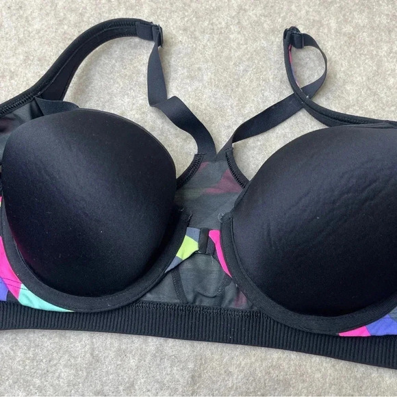 Victoria's Secret VSX Knockout Front Close Sports Bra Geometric Women’s … - Picture 8 of 11